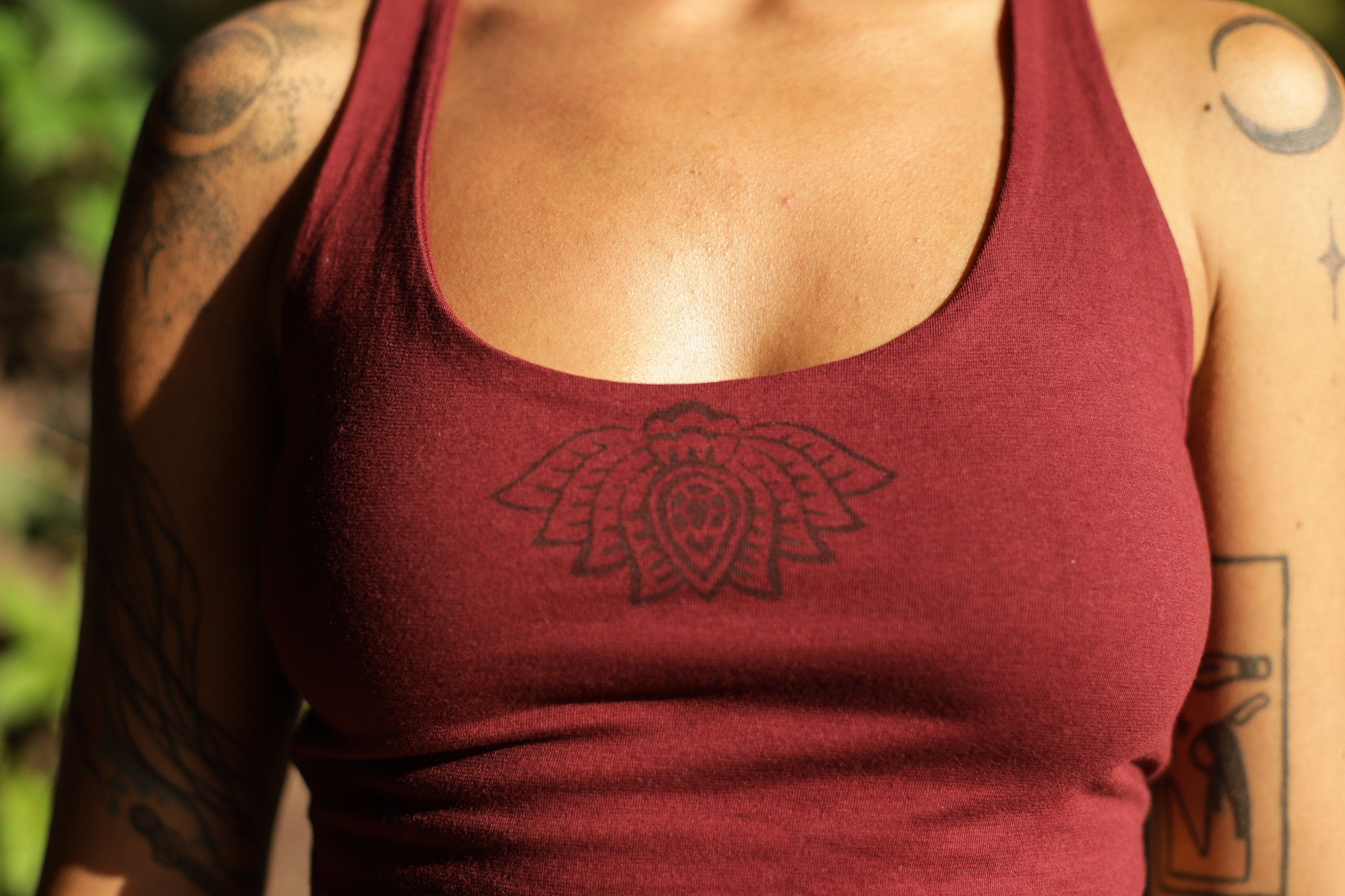 Yoga-Top mit Lotus Blume