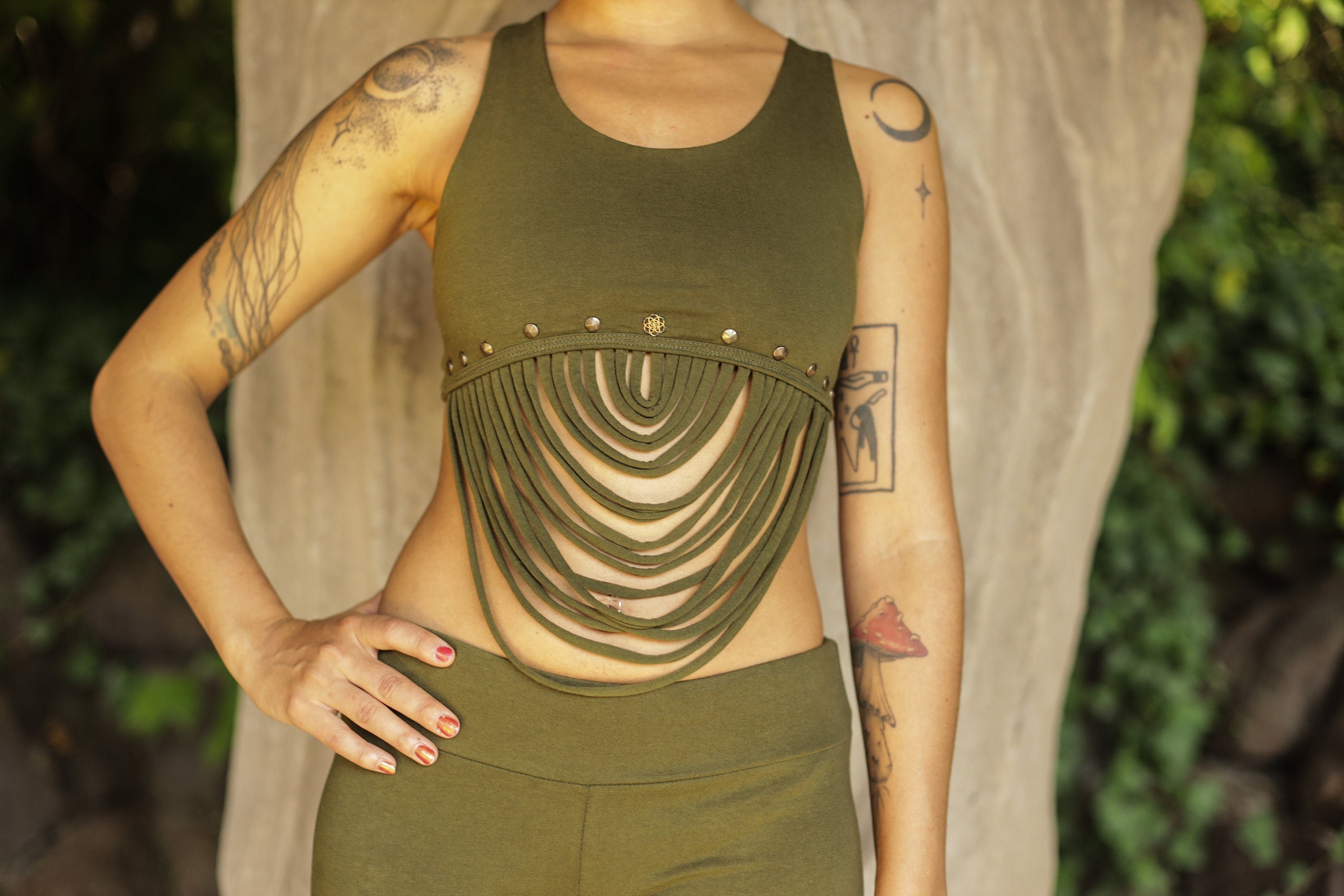 SCHWARZES CROP-TOP