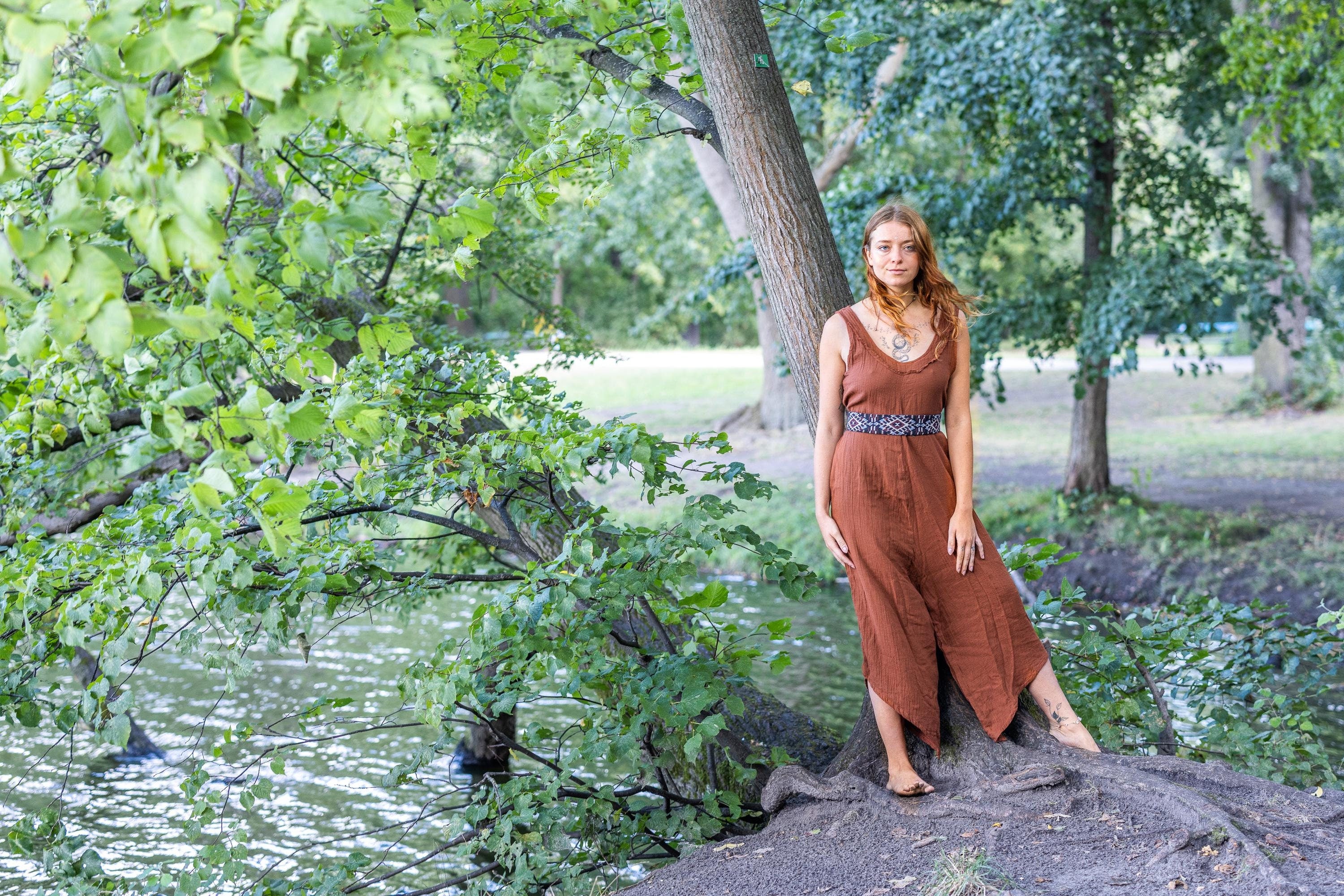 Jumpsuit mit Gürtel