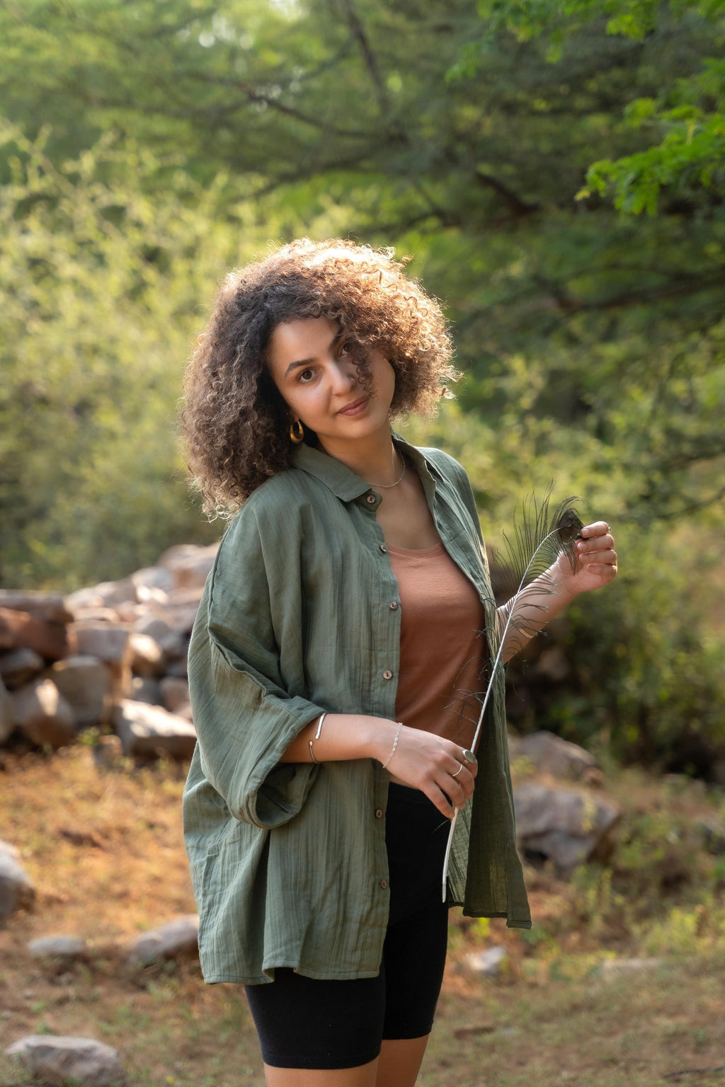 Weit geschnittene Bluse, Unisex-Hemd